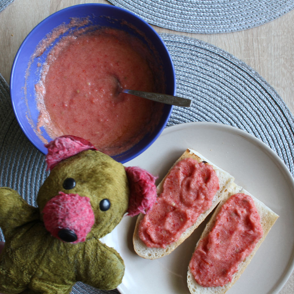  Pan con tomate y aceite